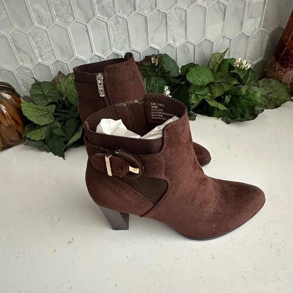 Brown Suede Block Heel Ankle Boots Size 8.5M With Buckle & Zipper - Picture 2 of 7